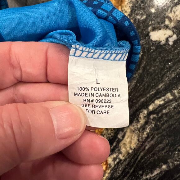 Magellan Outdoors Mag Chill Blue Camo Fish Gear Semi Fitted Shirt - SIZE LARGE - Picture 9 of 9